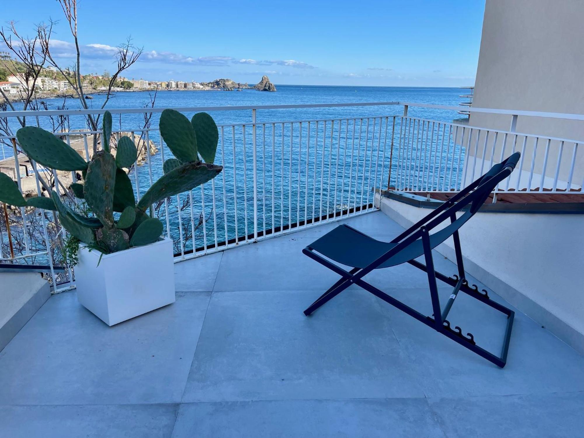 La Finestra Sul Mare Villa Aci Castello Exterior foto